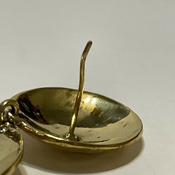artisan  hammered gold coin dangle pendant earrings - Picture 5 of 6